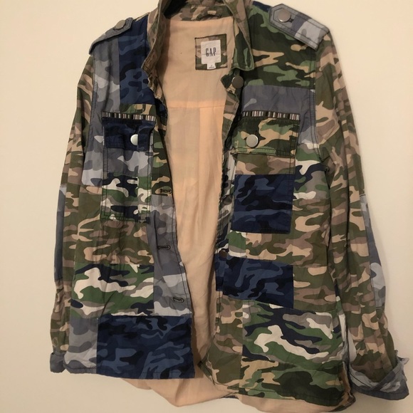 GAP camo lined jacket - Picture 2 of 5
